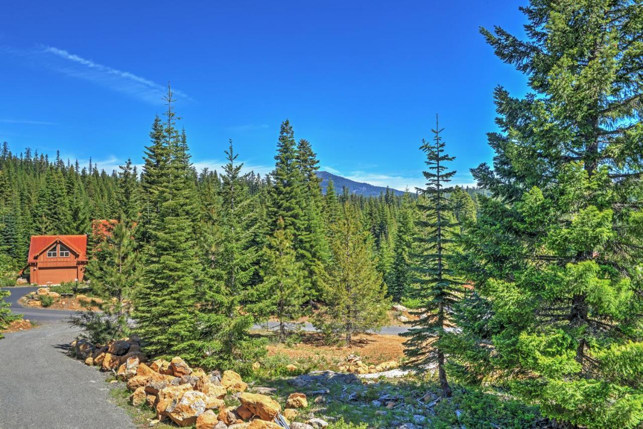 Bright Klamath Falls Cabin With Deck And Mtn Views! Villa Exterior foto