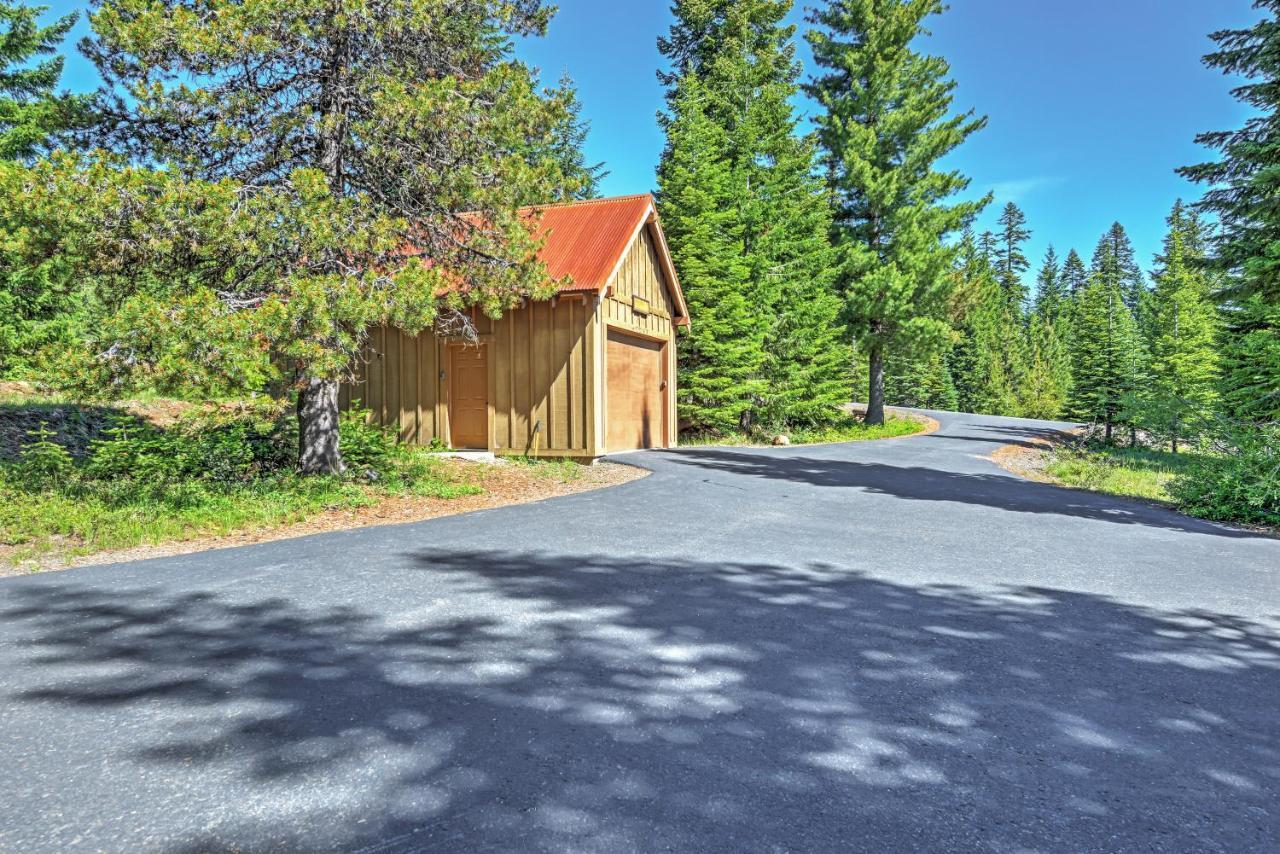 Bright Klamath Falls Cabin With Deck And Mtn Views! Villa Exterior foto